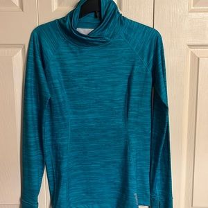 Reebok top cold-weather running top teal color size large, pull over
